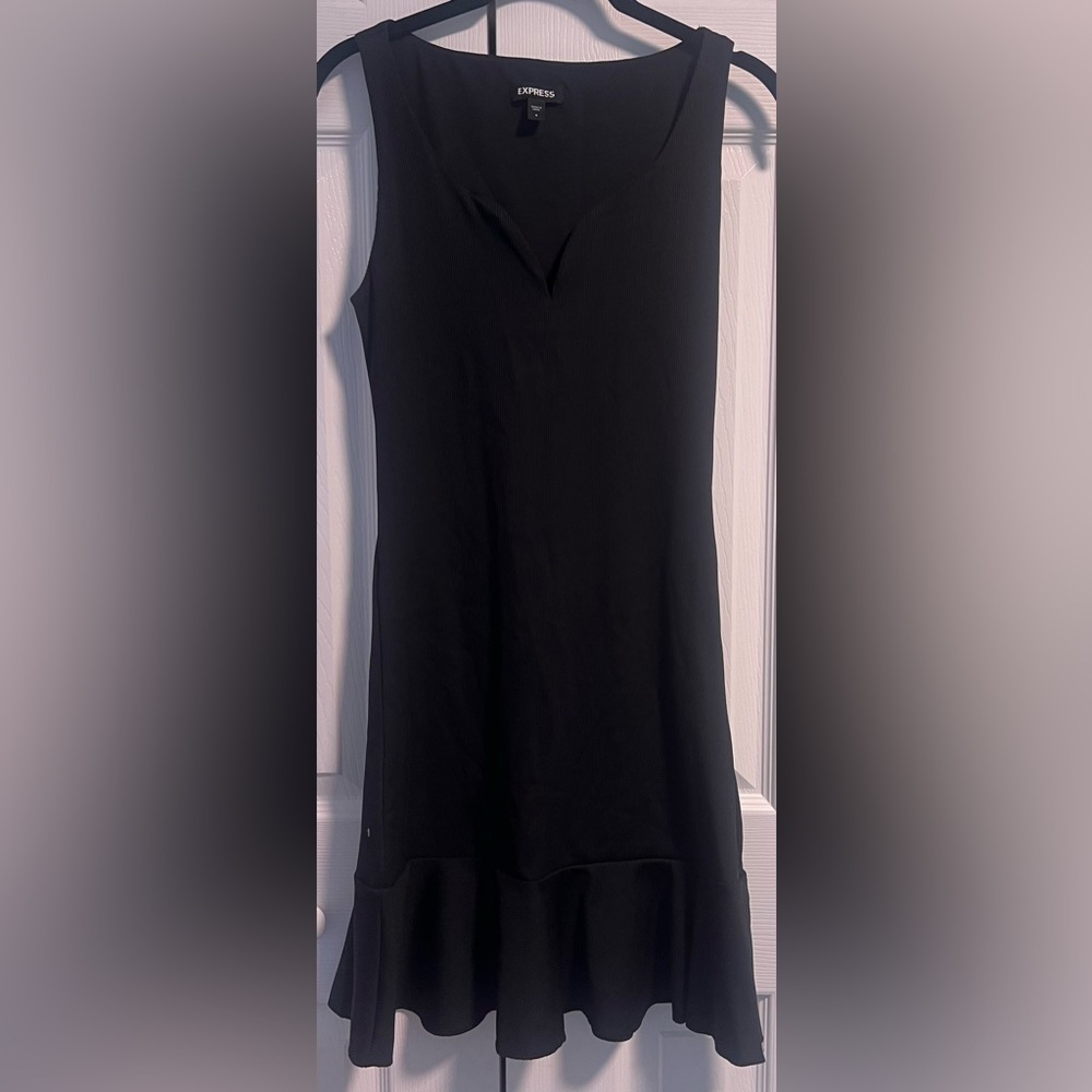 Women's Express Black Sweetheart Neckline Sleeveless Dress